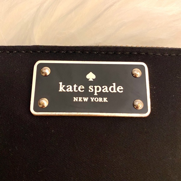 Kate Spade Wallet - Picture 2 of 10